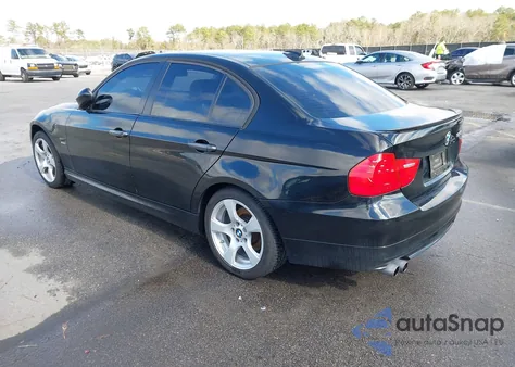 2011 BMW 328I xDrive z USA, uszkodzony, nr VIN WBAPK5C52BF124717